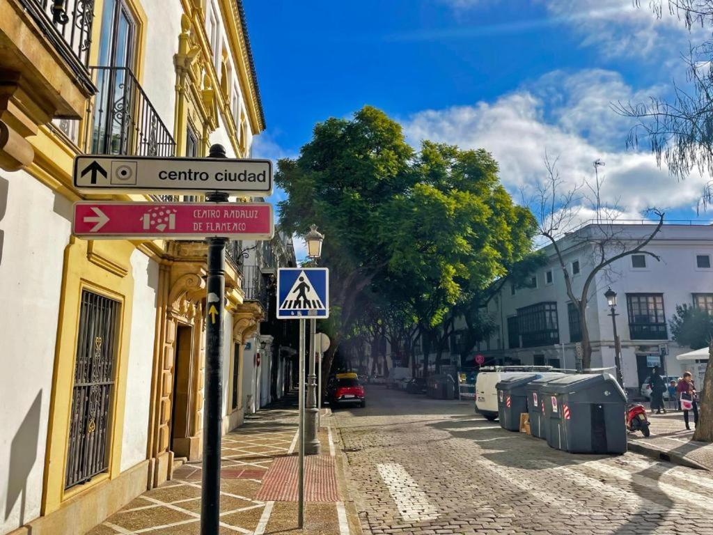 Apartamento Vitoria. Jerez de la Frontera Luaran gambar