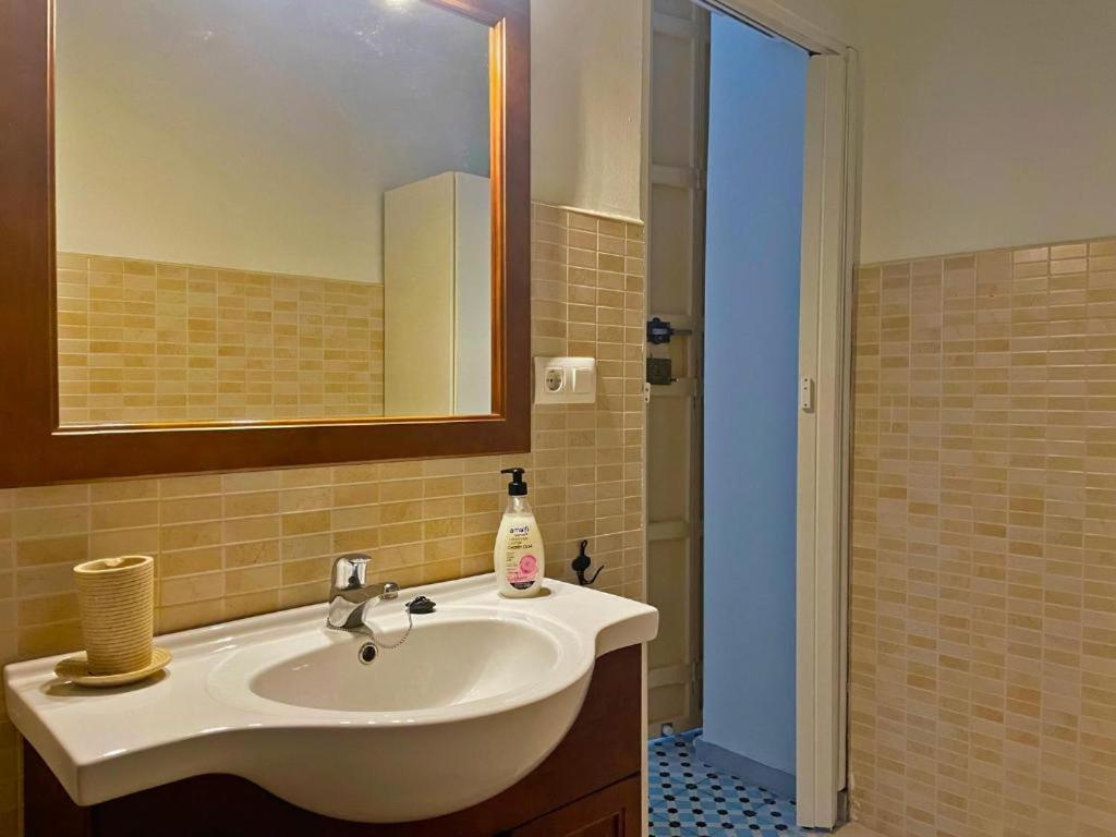Apartamento Vitoria. Jerez de la Frontera Luaran gambar